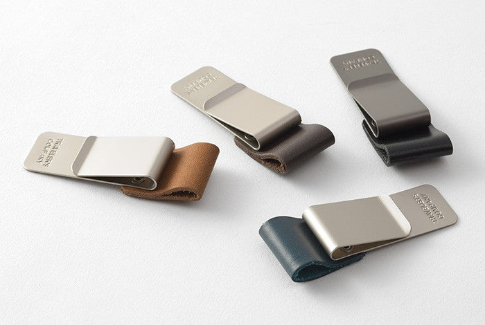 Traveler's Notebook Refill 016: Pen Holder Brown
