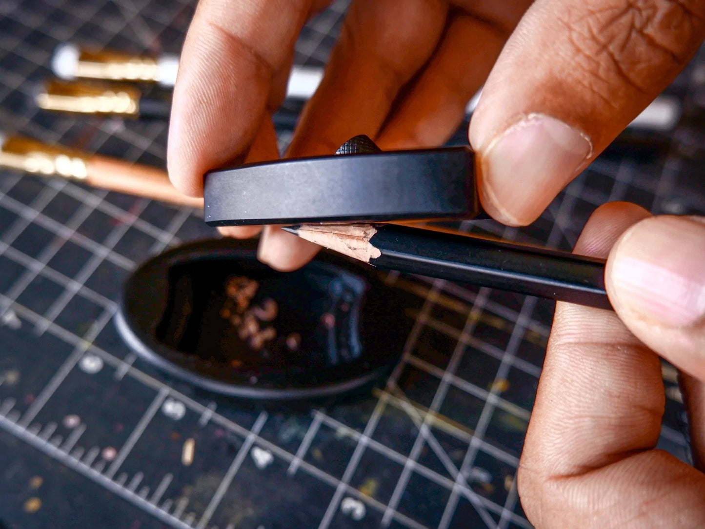 Blackwing Hovel Sharpener
