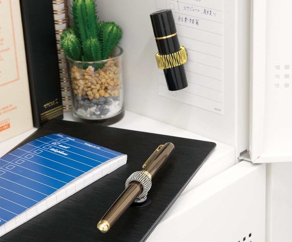 Midori Magnet Penholder Gold