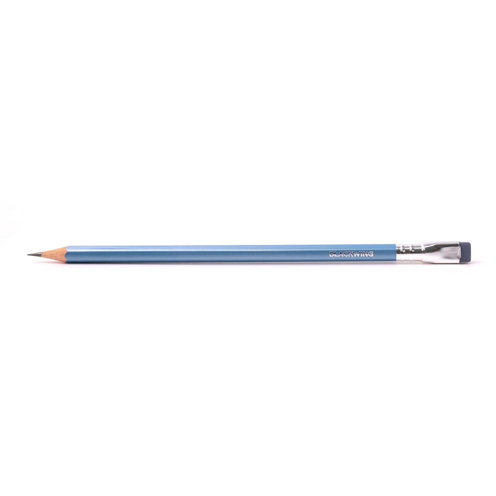 Ołówki Blackwing z perłowoniebieskim wykończeniem.