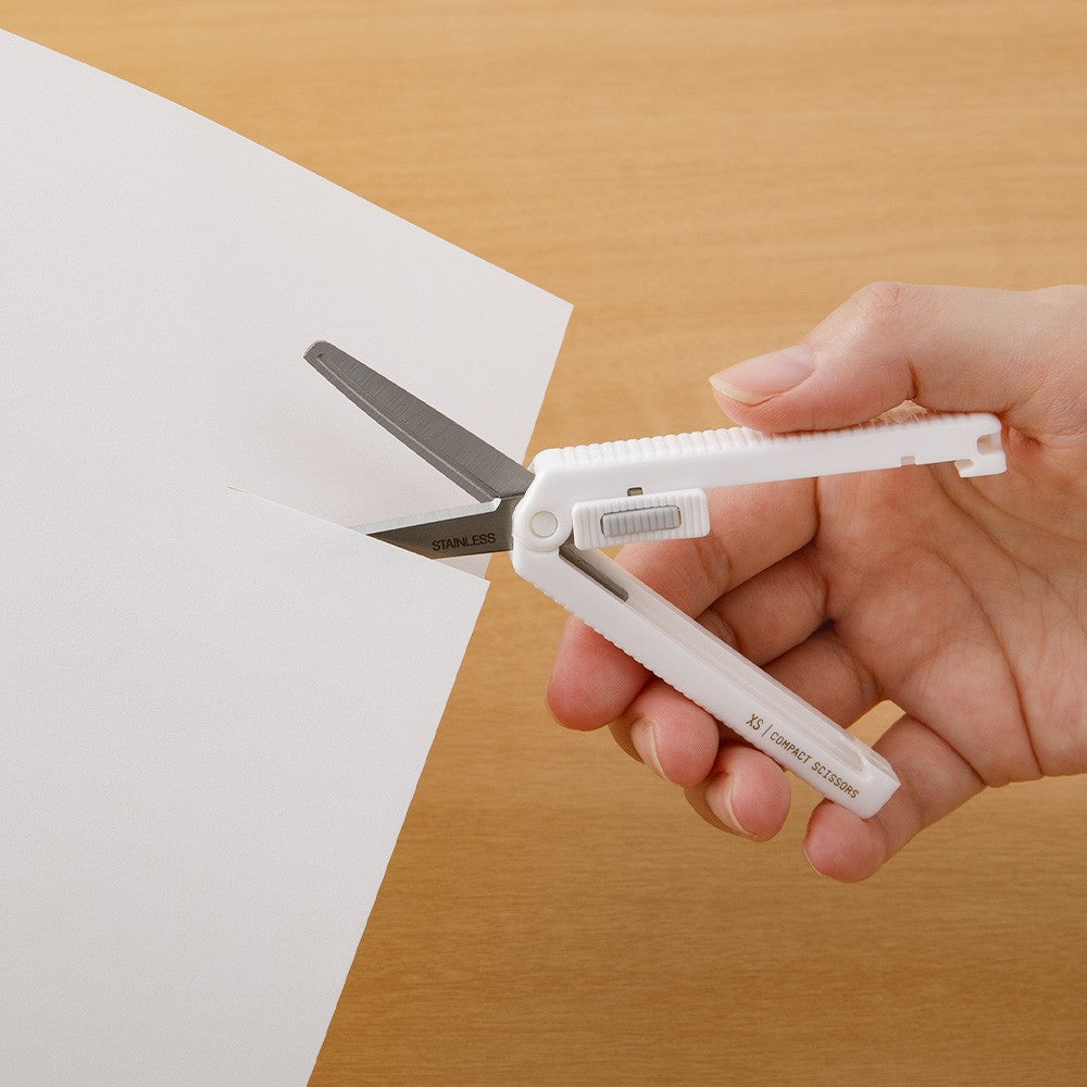 Midori XS Folding Scissors White