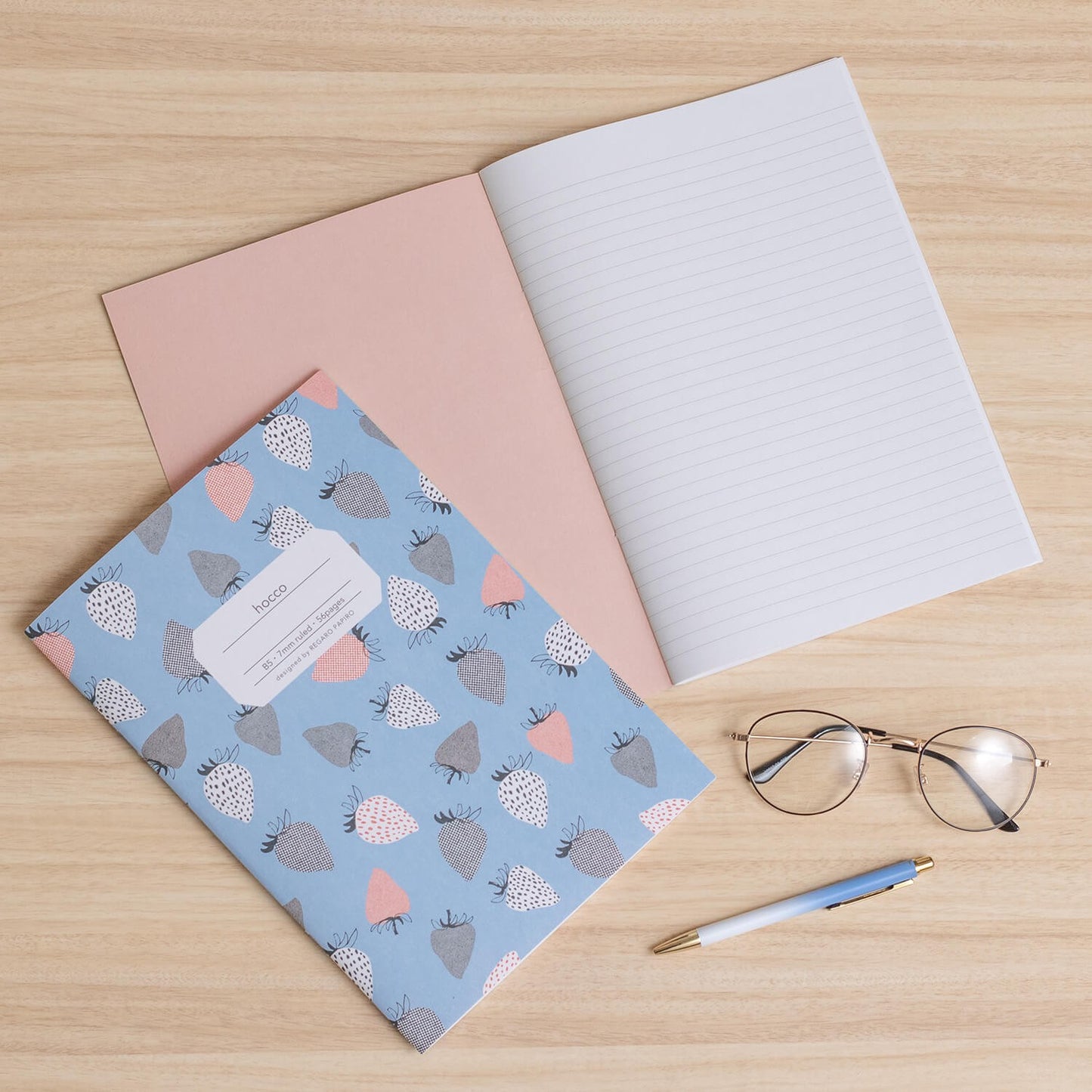 Apica hocco Semi-B5 Strawberry Notebook